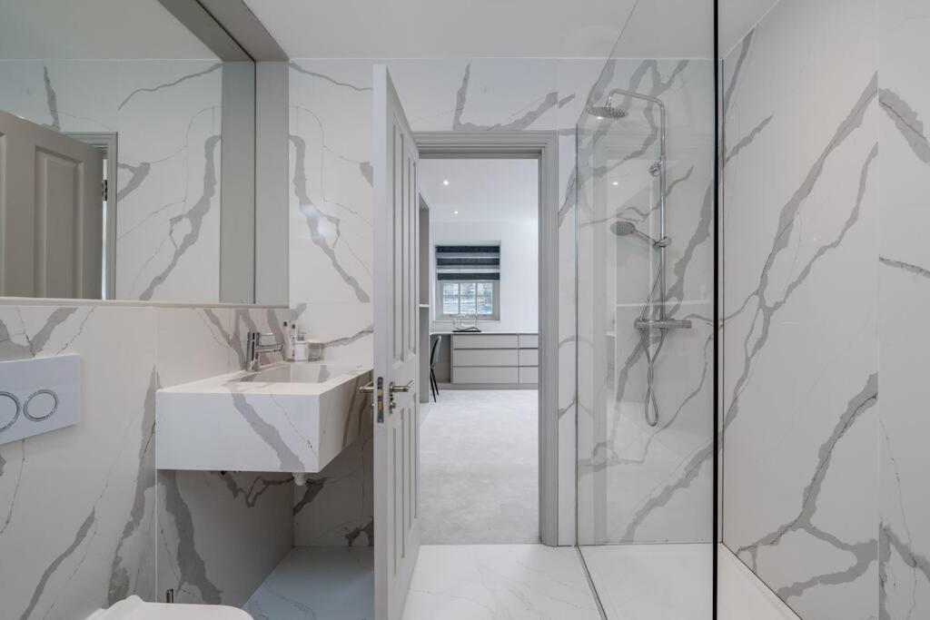 New! Luxurious Mews House Belgravia Londra