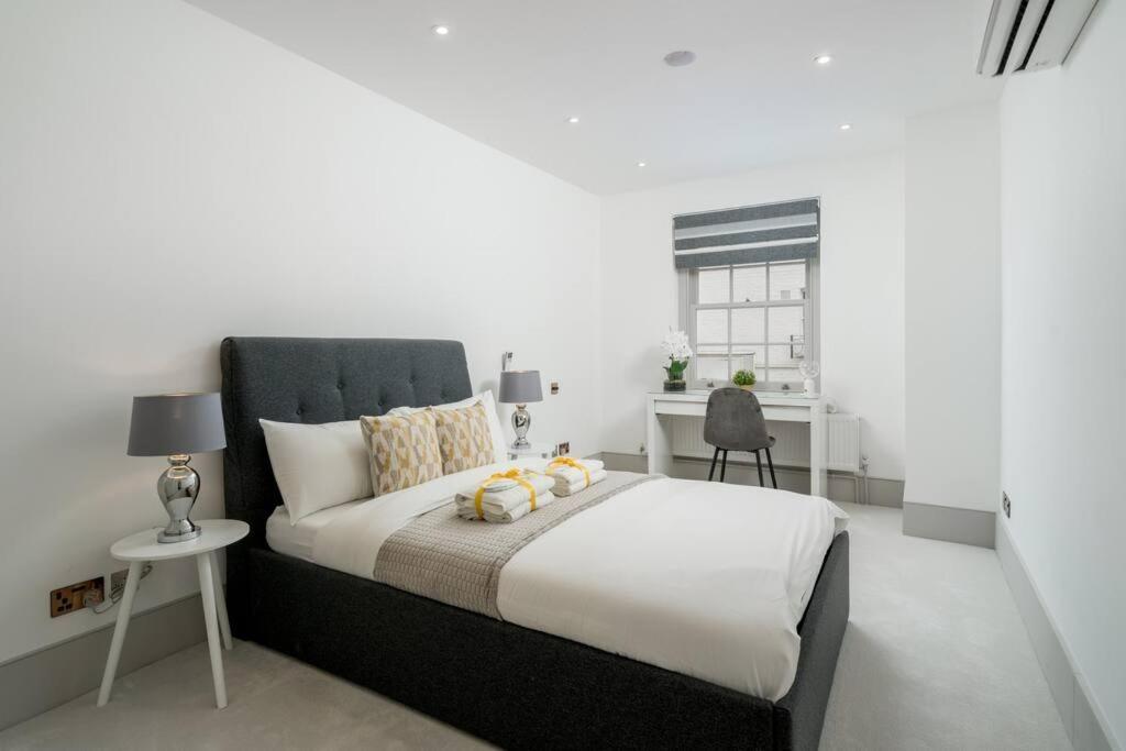 New! Luxurious Mews House Belgravia * Londra